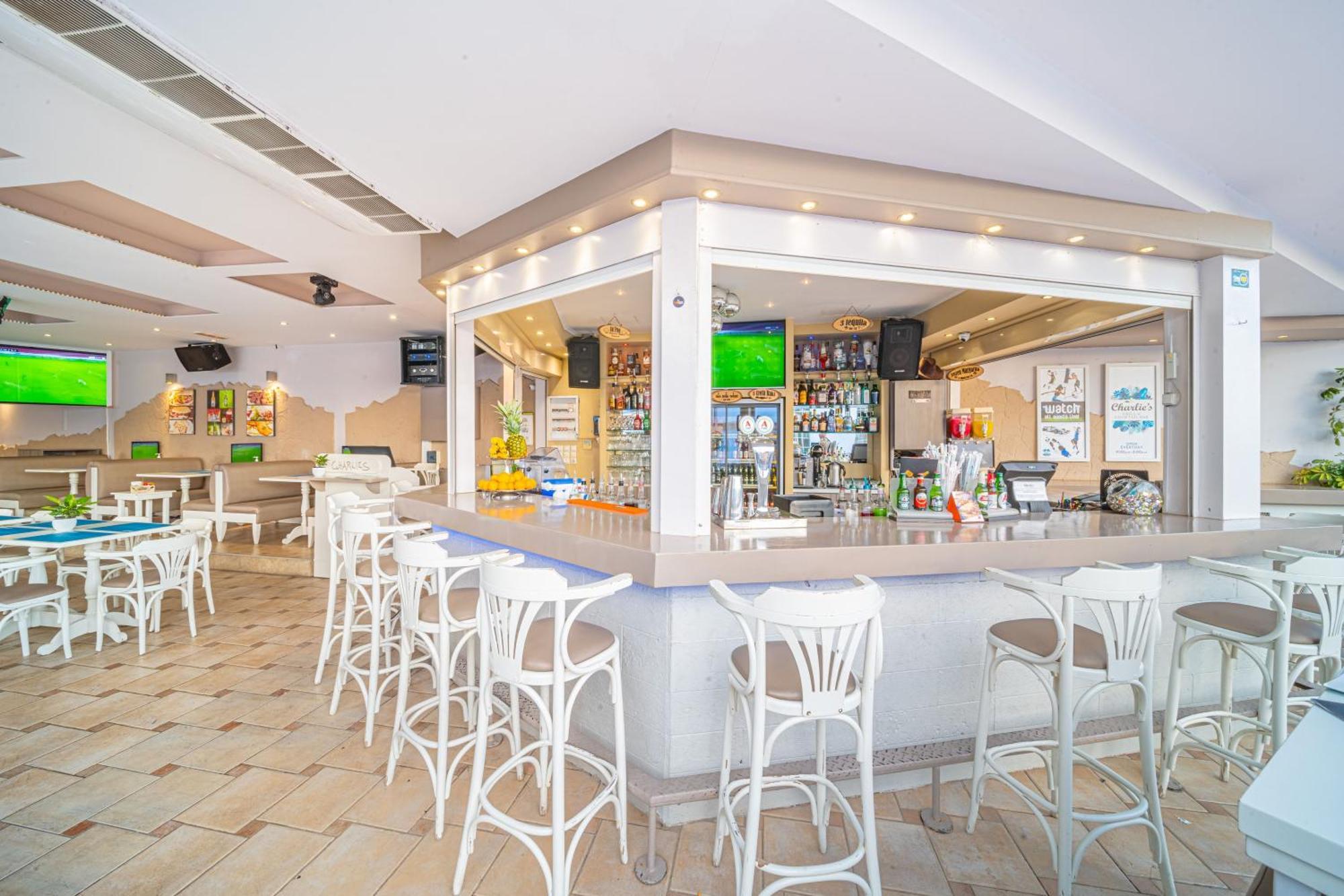Kastro Beach Apartments Malia  Ngoại thất bức ảnh