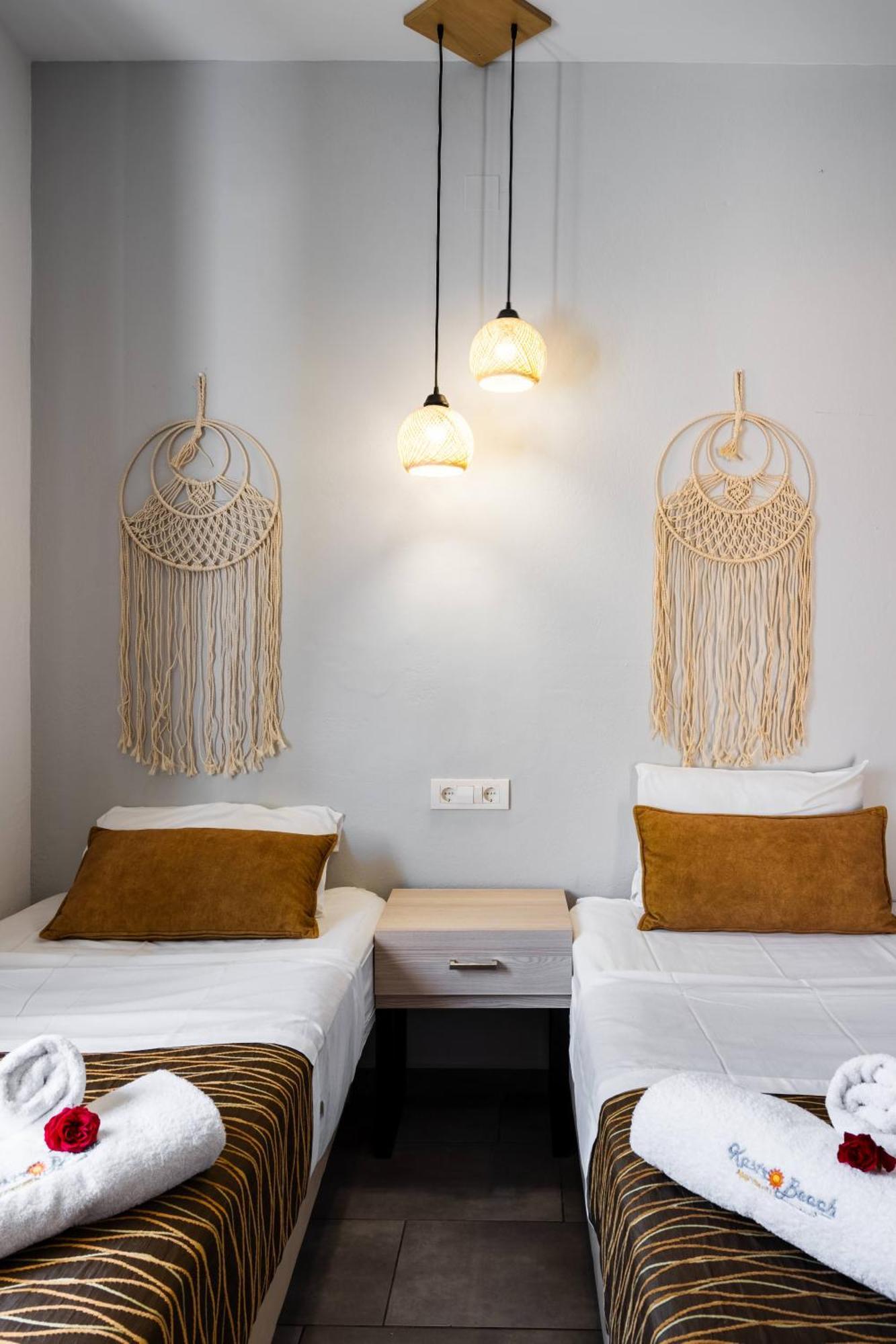 Kastro Beach Apartments Malia  Ngoại thất bức ảnh